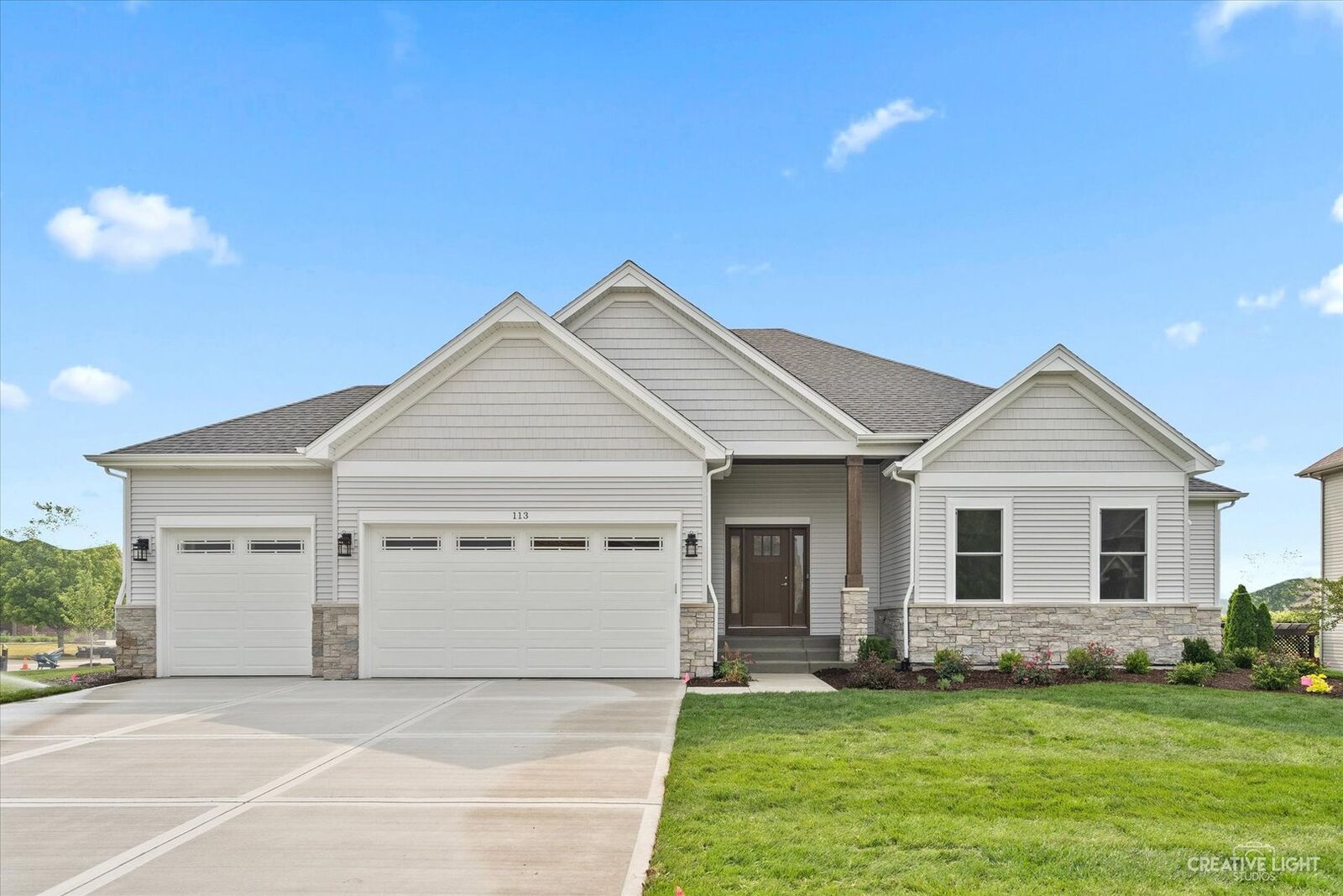 Property Photo:  482 Deerfield Drive  IL 60543 