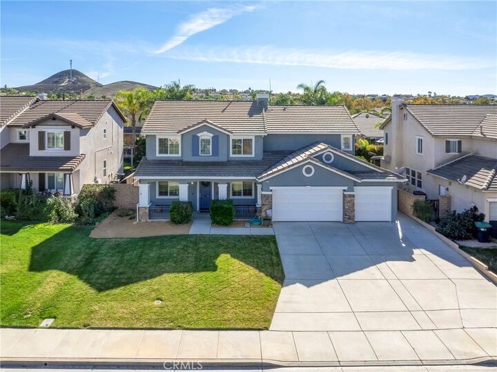 Property Photo: 28777 Evening Passage CA 92584