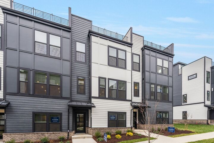 215 Harmony Aly  Nashville TN 37207 photo