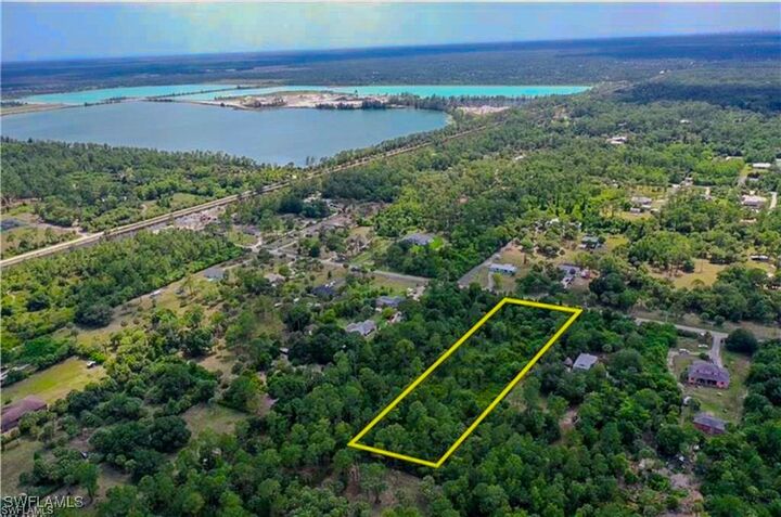 Property Photo: 2nd Street SE FL 34117