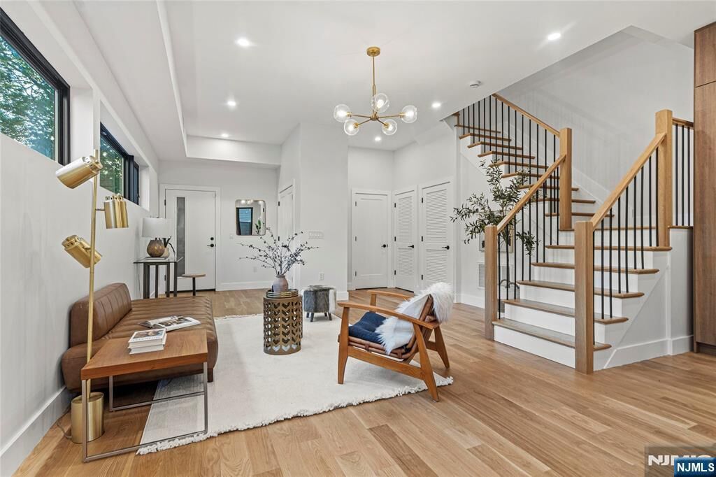 Property Photo: 32 Hancock Avenue 3 NJ 07307