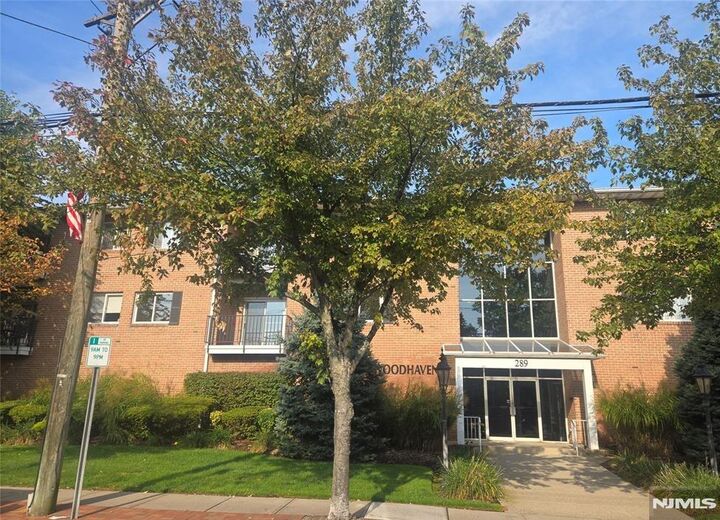 Property Photo:  289 Valley Boulevard 1A  NJ 07075 