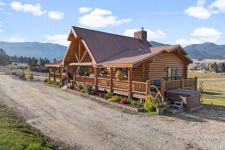 Property Photo:  2374 Hamby Lane  MT 59875 