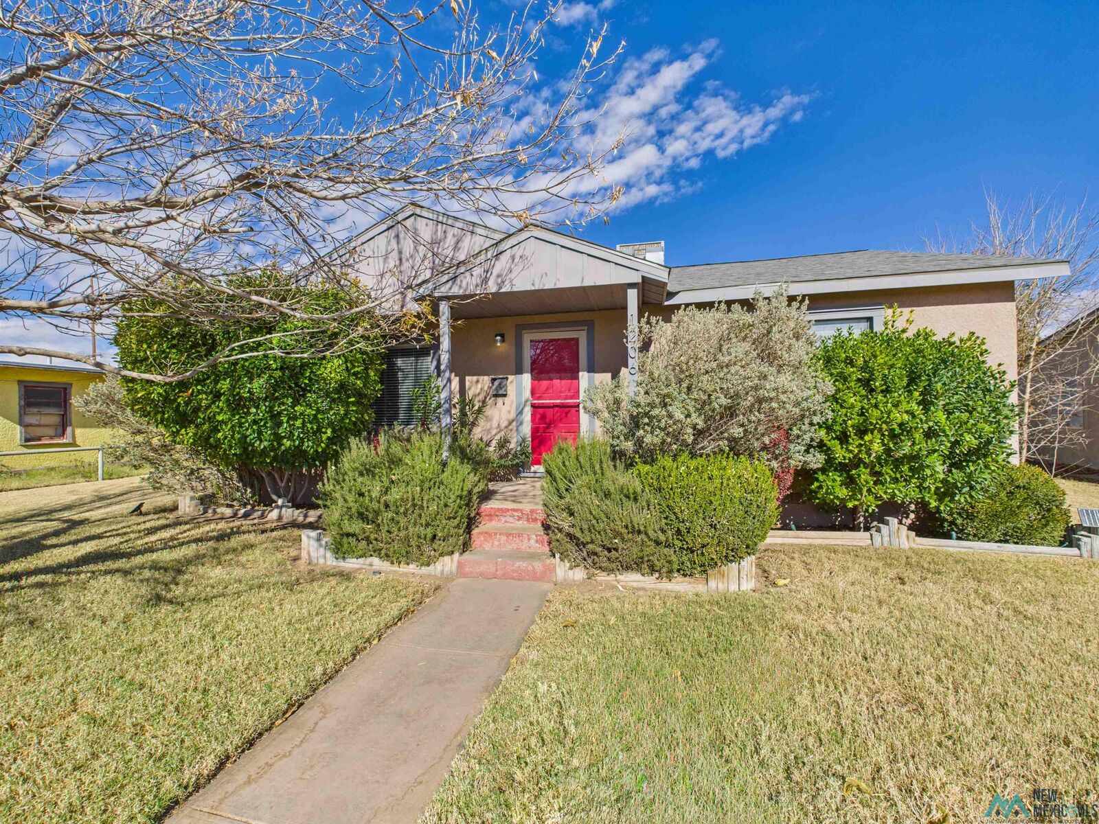 Property Photo:  1206 W Centre Avenue  NM 88210 