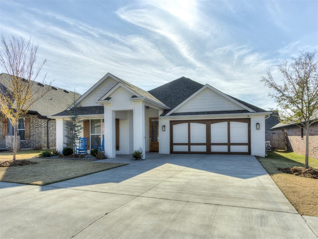 Property Photo:  12728 NW 2nd Terrace  OK 73099 