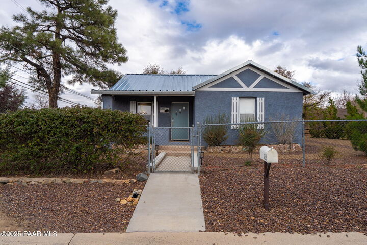Property Photo: 639 Dameron Drive AZ 86301