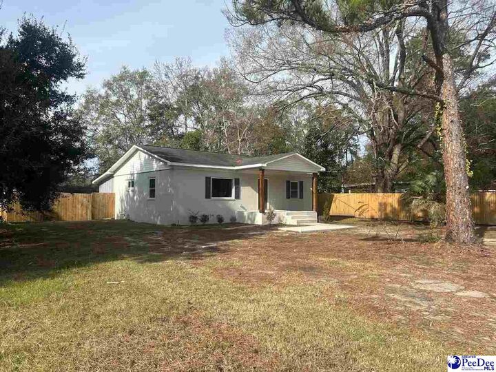 Property Photo:  236 Wells Street  SC 29560 