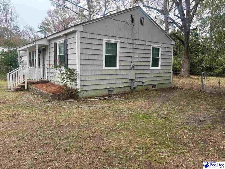 Property Photo: 848 Lynwood Drive SC 29501
