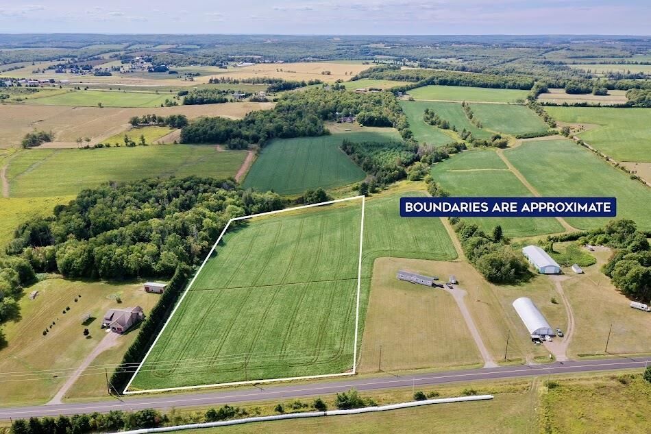 Property Photo: Acreage Bannockburn Road PE C0A 1Y0