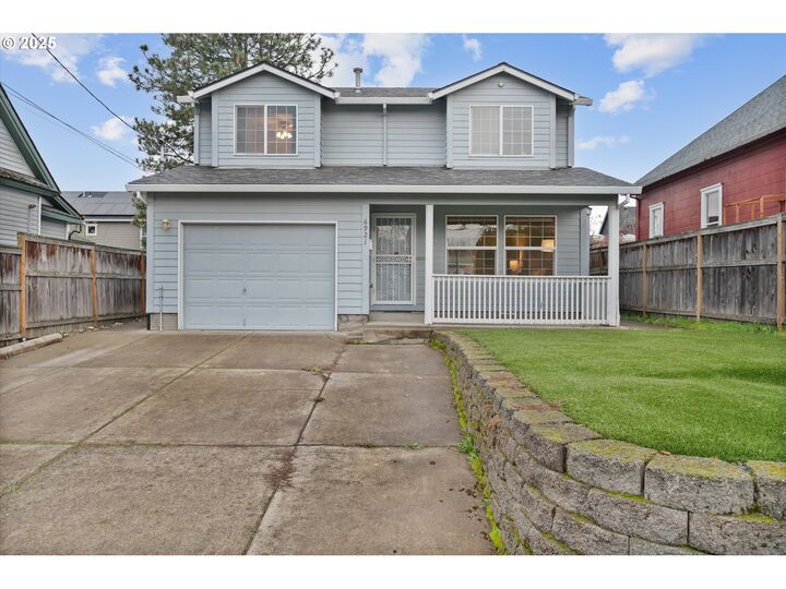 6921 N Macrum Ave  Portland OR 97203 photo