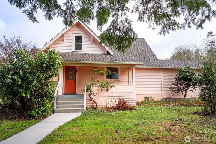 Property Photo:  3609  Grandview Road  WA 98248 