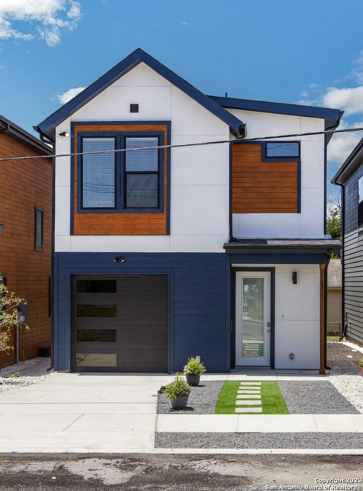 911 Piedmont Ave  San Antonio TX 78210 photo