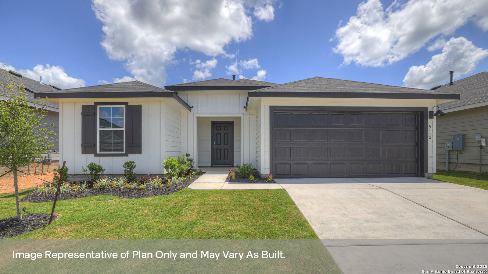 Property Photo: 325 Hodges Street TX 78656