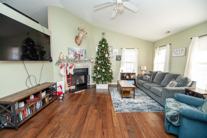 Property Photo:  864 Thornbird Circle  SC 29316 