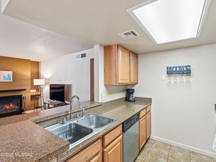 Property Photo:  101 S Players Club Drive 15101  AZ 85745 