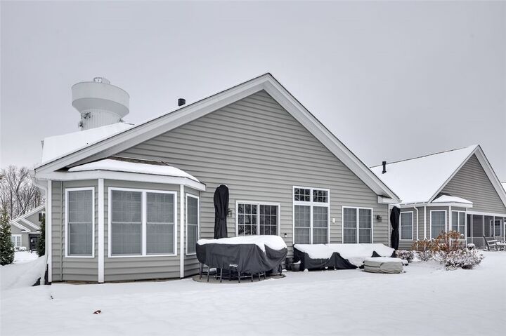 Property Photo: 288 Jefferson Ln PA 16066