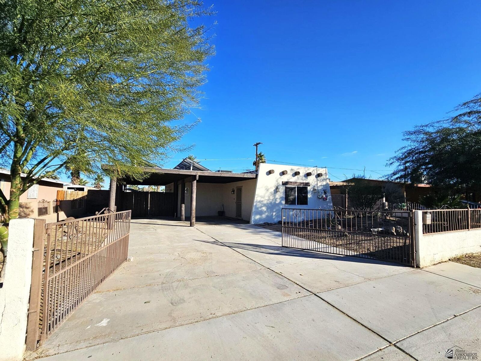 Property Photo: 2271 S Olivia Ave AZ 85365