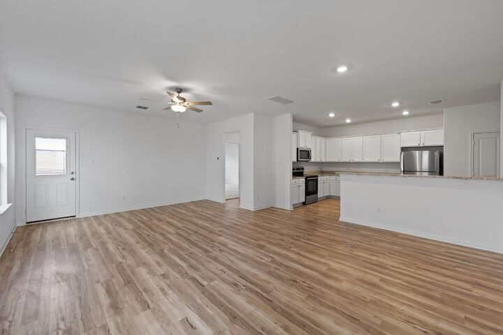 Property Photo:  197 Fairlawn Way  TX 78656 