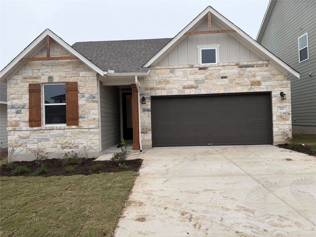 Property Photo:  193 Crater Lake Drive  TX 78620 