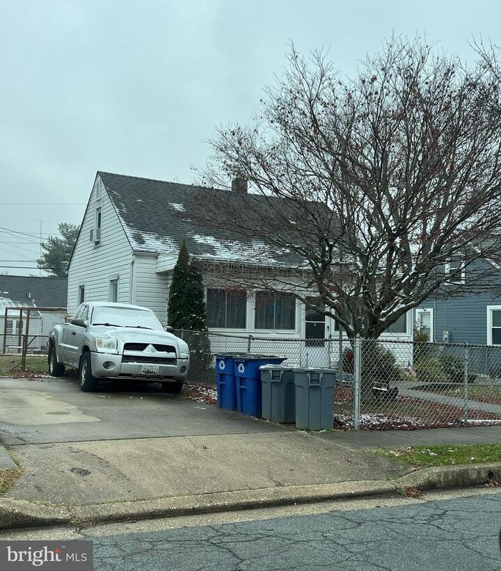 6 Avenal Road  Baltimore MD 21221 photo