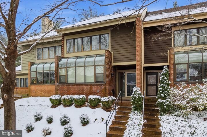 Property Photo: 10995 Thrush Ridge Road VA 20191