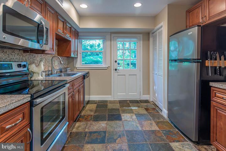 Property Photo: 8629 Geren Road 29-3 MD 20901