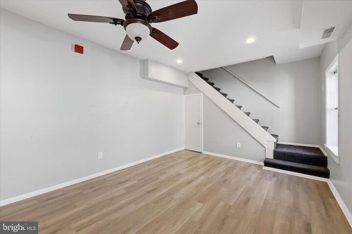 Property Photo:  1029-33 Spruce Street 33 307  PA 19107 