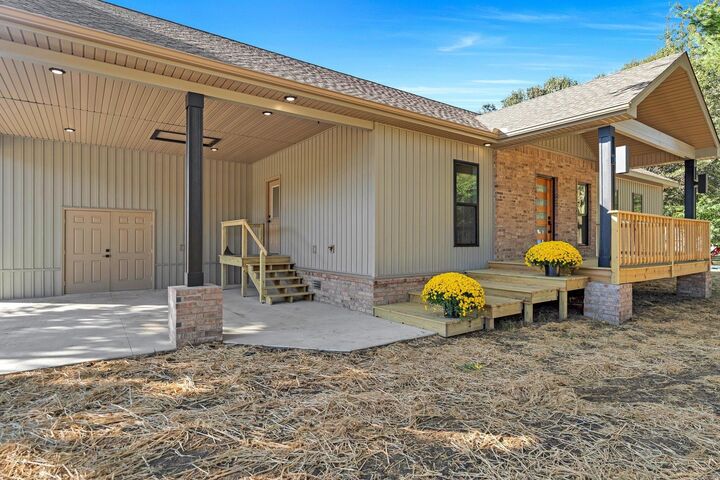 Property Photo:  301 Dogwood  AR 72419 