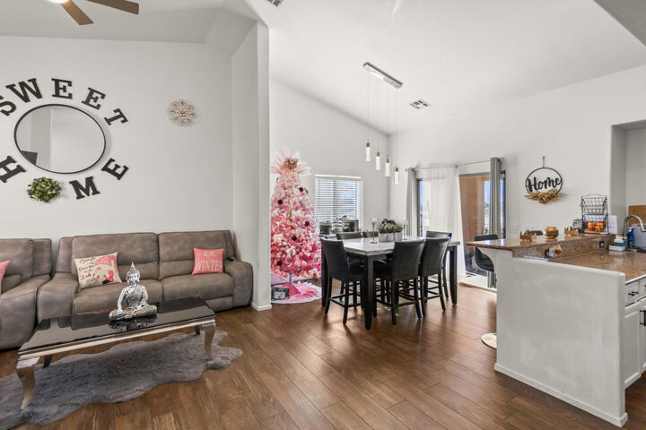 Property Photo:  16443 Maunaloa Road  CA 92240 