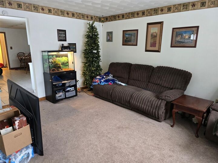 Property Photo: 114 E Plum Street PA 16412