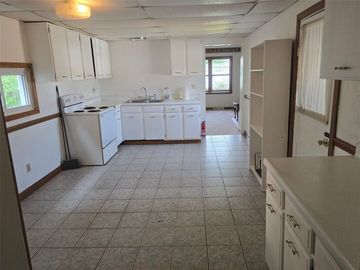 Property Photo:  114 E Plum Street  PA 16412 