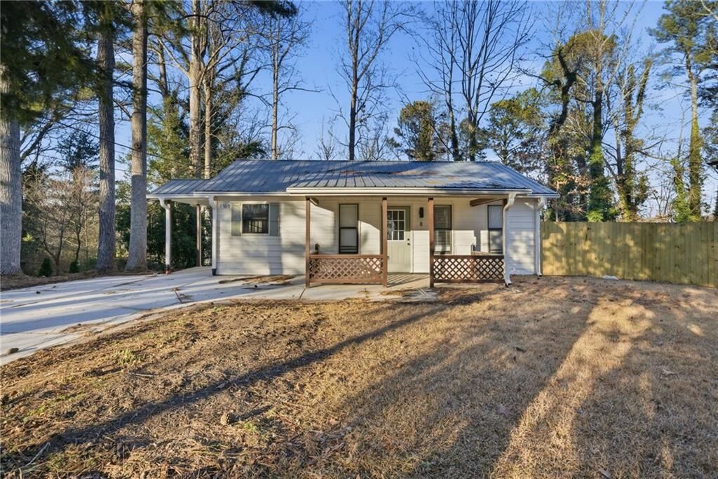 Property Photo: 1760 Woodland Trail GA 30041