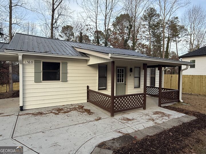 Property Photo: 1760 Woodland Trail GA 30041