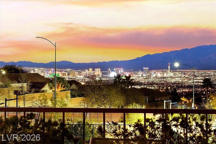 Property Photo: 2232 Canyonville Drive NV 89044