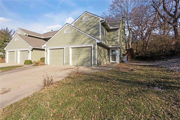 6625 N Cosby Avenue  Kansas City MO 64151 photo