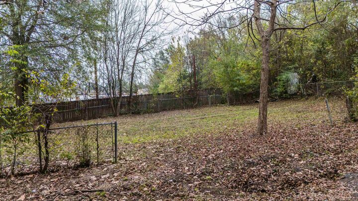 Property Photo:  209 & 218 Gates Ave  TX 75601 