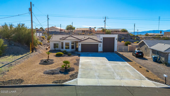 Property Photo:  2660 Avalon Pl  AZ 86404 