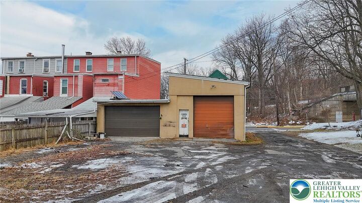 Property Photo:  310 S 2nd Street  PA 18049 
