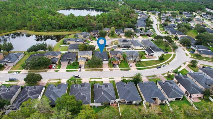 Property Photo: 4269 Heirloom Rose Place FL 32766