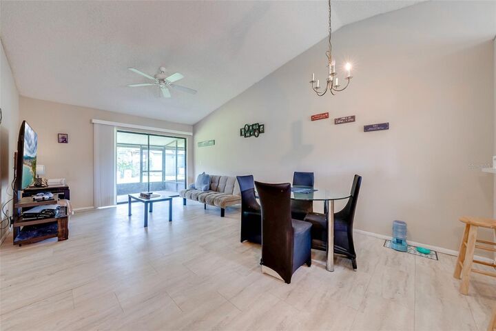 Property Photo:  2904 Squire Oak Court  FL 34769 