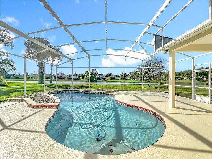 Property Photo: 1821 Carillon Park Drive FL 32765
