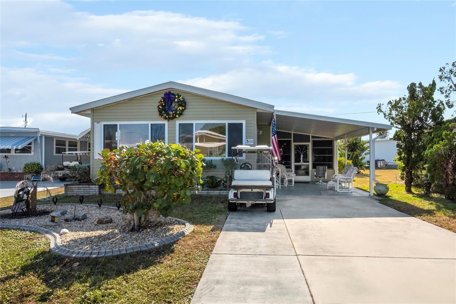 Property Photo:  533 Fleetwood Street  FL 34287 
