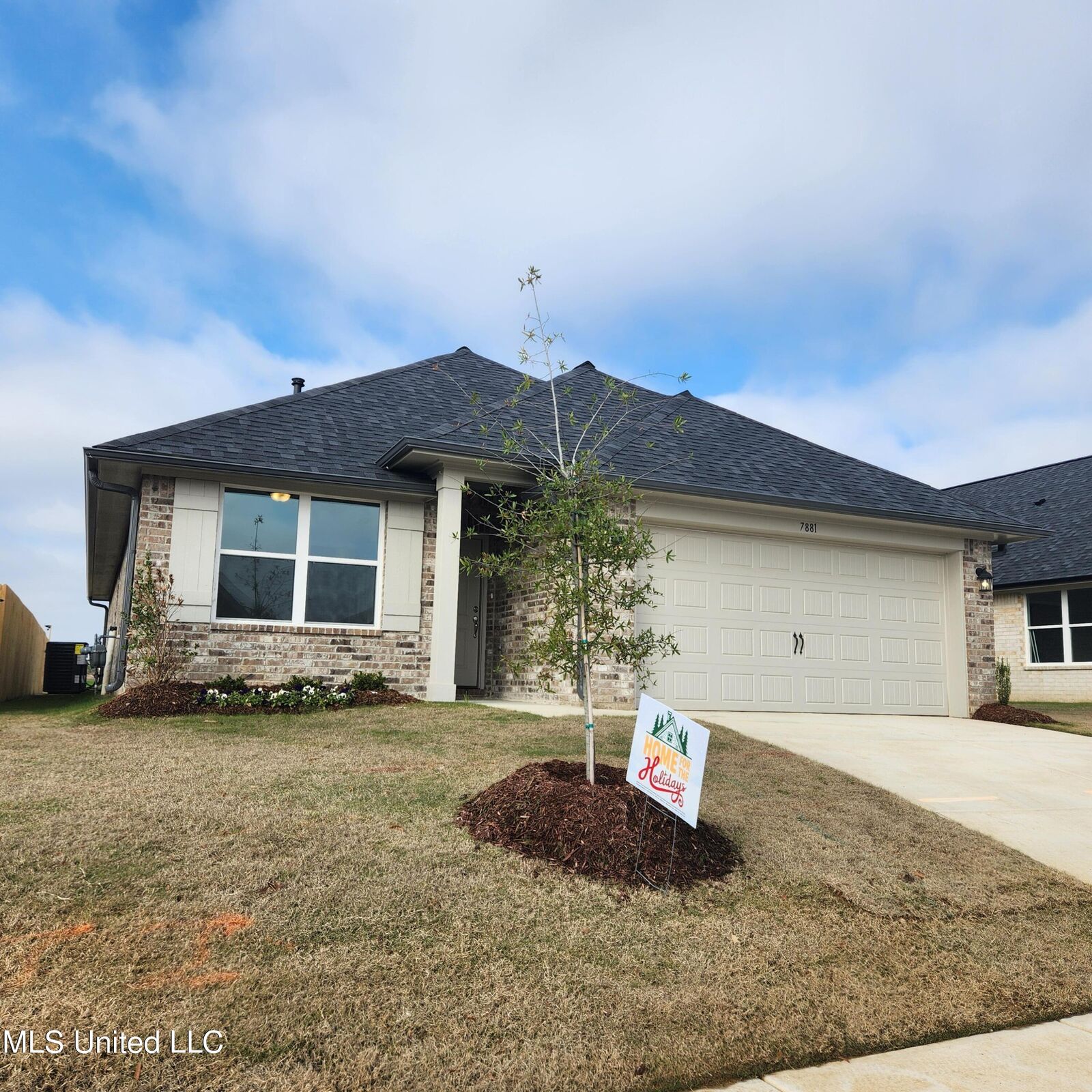 Property Photo:  7745 Ferndale Drive  MS 38654 