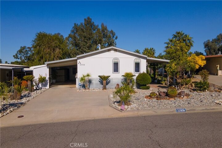 Property Photo:  22958 Skylink  CA 92587 