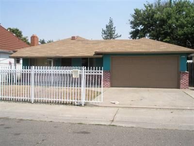 Property Photo: 4205 Sierra Vista Avenue CA 95820