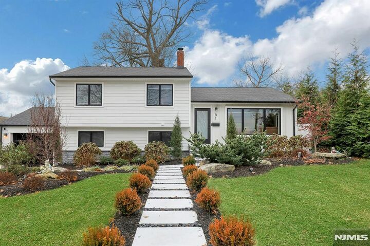 81 Pascack Avenue  Emerson NJ 07630 photo