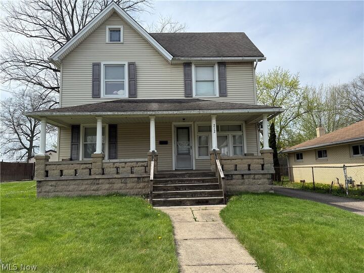 Property Photo:  212 S Schenley Avenue  OH 44509 