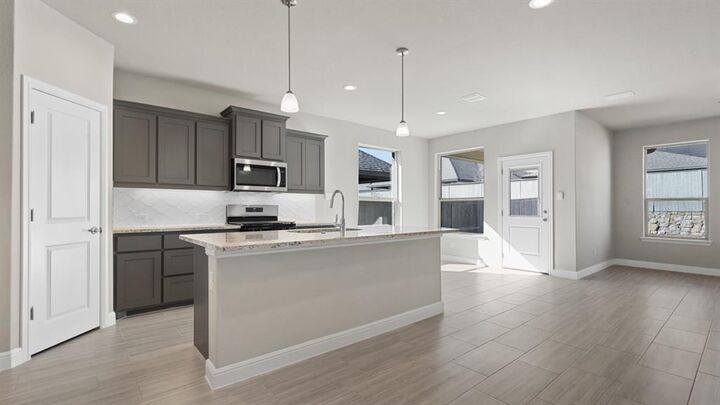 Property Photo: 11305 Treehouse Trail TX 76247