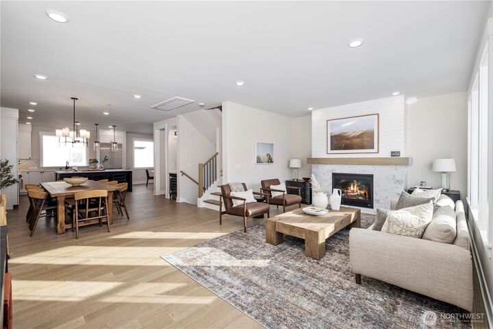 Property Photo: 14303 149th Place NE 36 WA 98072