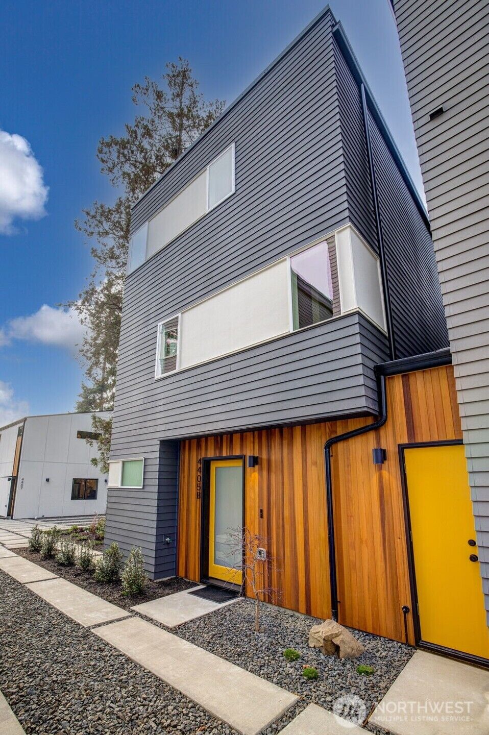 Property Photo:  4405 B S Holly Street  WA 98118 